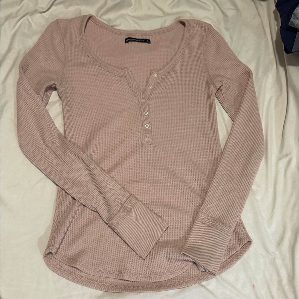 Abercrombie & Fitch Mauve Long Sleeve Henley